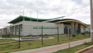 Ex-marido leva bebê em delegacia para registrar ocorrência contra mulher e acaba preso