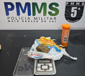 POLÍCIA MILITAR APREENDE ADOLESCENTE POR TRÁFICO DE DROGAS EM RIO VERDE